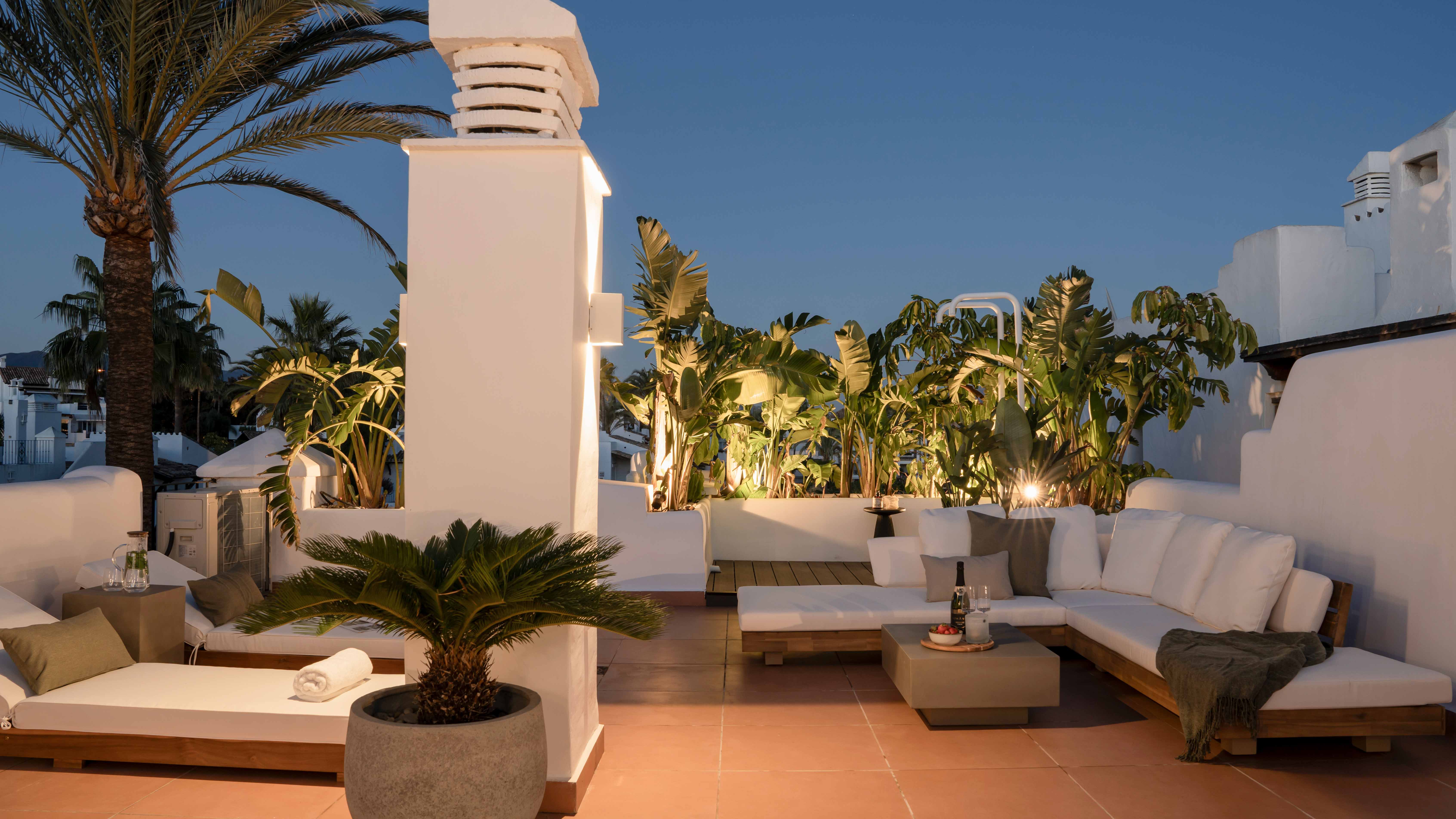 1737 Penthouse Alcazaba Beach Estepona-23