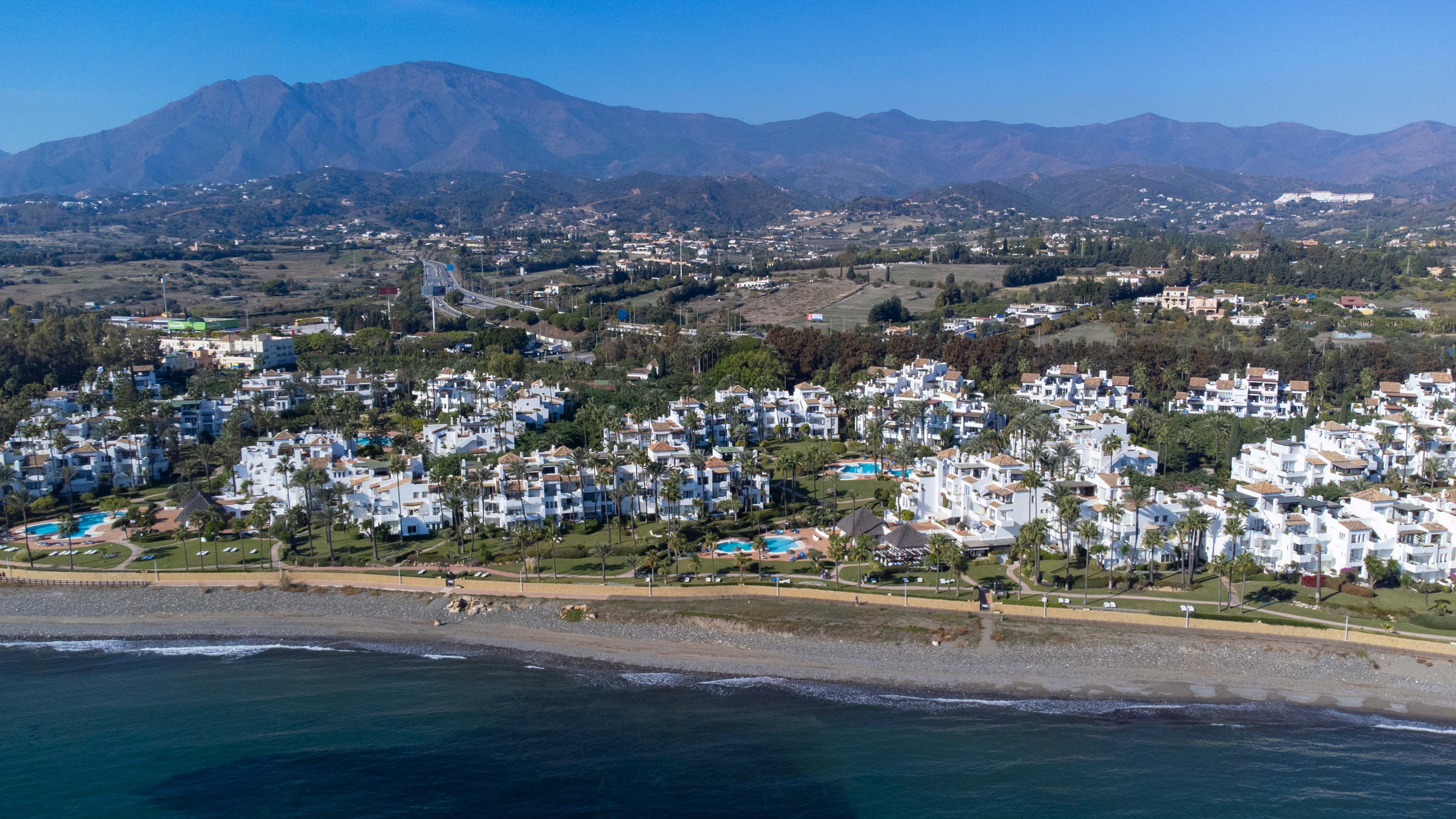 1737 Penthouse Alcazaba Beach Estepona-37