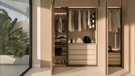 1984 Solaia-16 image