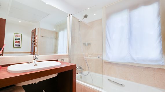 2018 Campanario-26 image