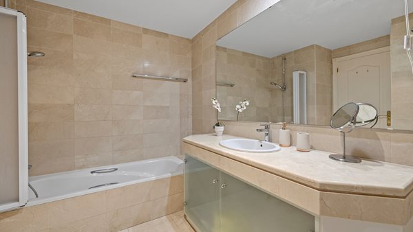 1748 Golf Apartment Benahavis-24