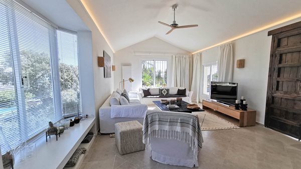 1788 Villa Marbella East -15